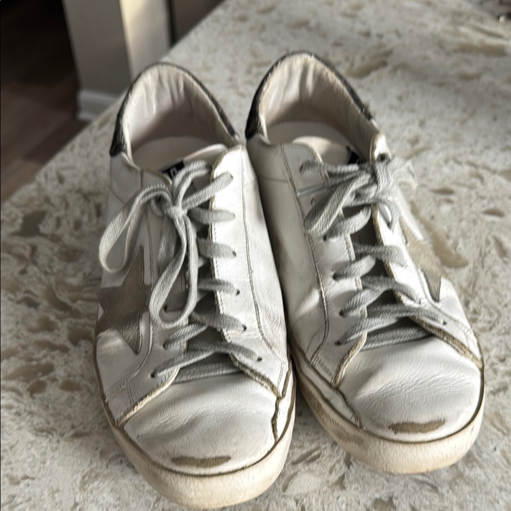 Golden Goose Superstars
